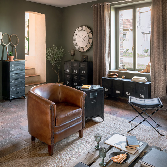 Dulap metalic pentru depozitarea articolelor, pe roti, cu usi multiple