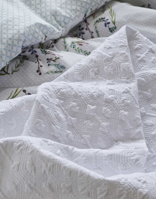 Set de lenjerie colorat din bumbac percal, cu inscripții, 140 x 220 cm, Esprit,