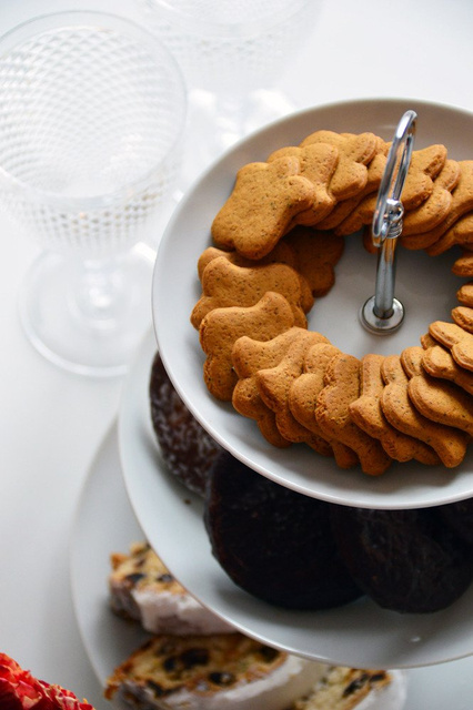 Platou rotund pentru prăjituri, torturi, fructe - 3 niveluri, ceramică