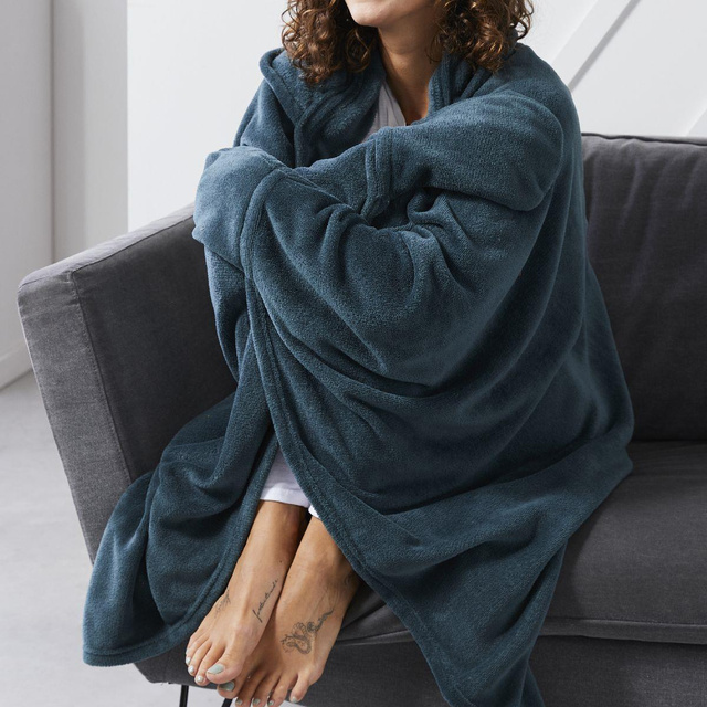 Patura cu maneci si gluga, Essential, marime universala, 115 x 165 cm