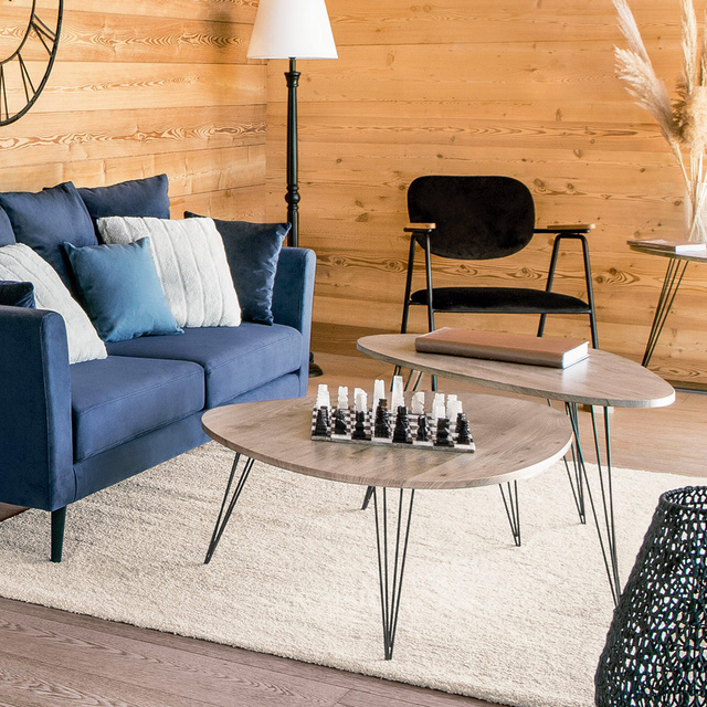 Masuta de cafea cu efect de lemn pe picioare metalice, Atmosphera