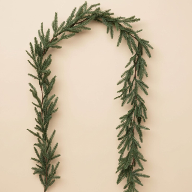 Ghirlandă decorativă, crenguțe de pin, 275 cm
