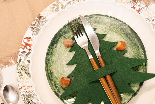 Set de tacâmuri AMAZONIE, 24 de elemente, cu mâner din lemn