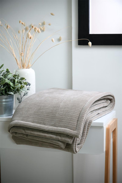 Pătură pufoasă cu miel, CLAYTON, 130 × 160 cm