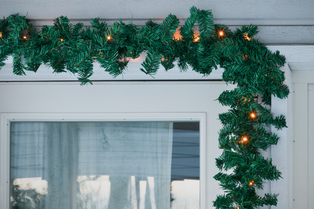 Ghirlandă festivă cu 80 de diode, 5 m, LED cald