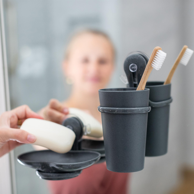 Cupa de baie LOOP cu mânere, KOZIOL, nisip deșert reciclat