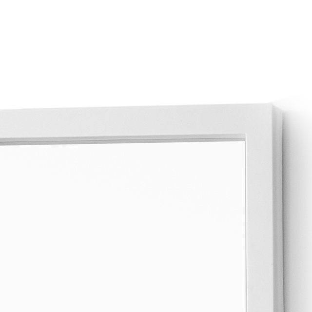 Oglinda dreptunghiulara cu monturi, 71 x 49 cm