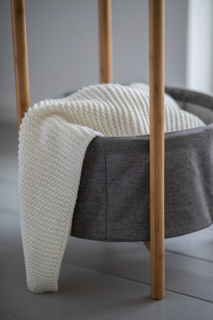 Masă BAHARI, bambus, cu coș din stofă pentru depozitare, rotunda, Wenko