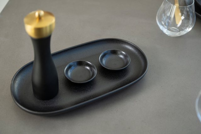 Farfurii ovale cu marginea superioara, 32,5 cm, ROBUSTE