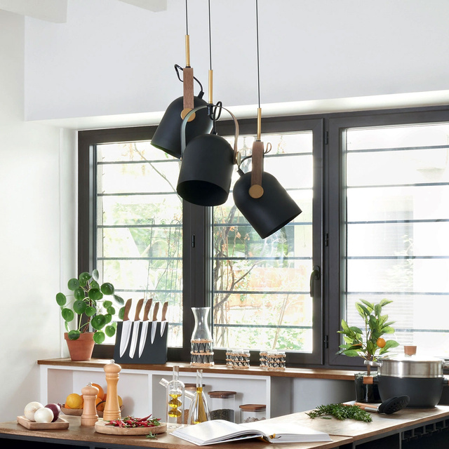 Lustra 3 surse de iluminare Trio Black