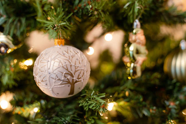 Globulet de sticlă, decor cu sclipici, Ø 8 cm