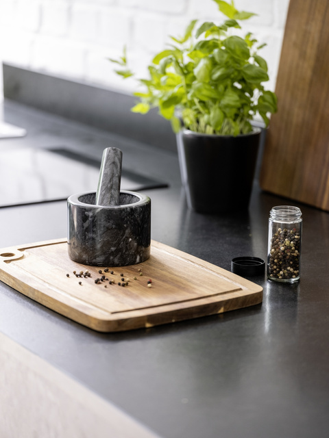 Mojar realizat din marmura naturala