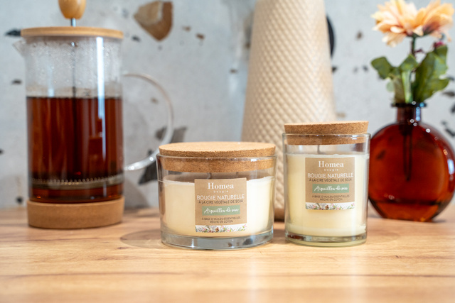 Lumânare de soia într-un vas cu capacitate de plută ECO