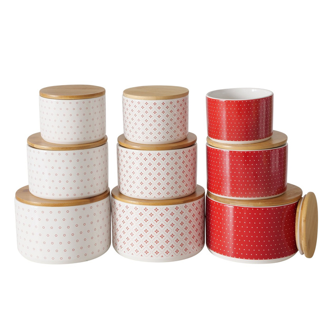 Set 3 recipiente
din ceramică
Lilly cu capac
din bambus, alb