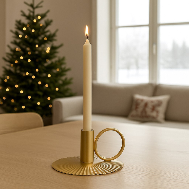 Sfesnic metalic pe baza cu striatii