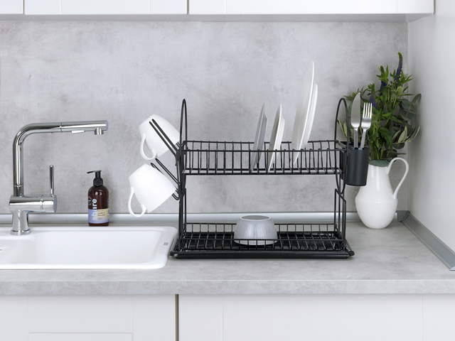 Uscător de vase Premium Duo WENKO, 2 niveluri de uscare și un recipient pentru tacâmuri cu două compartimente