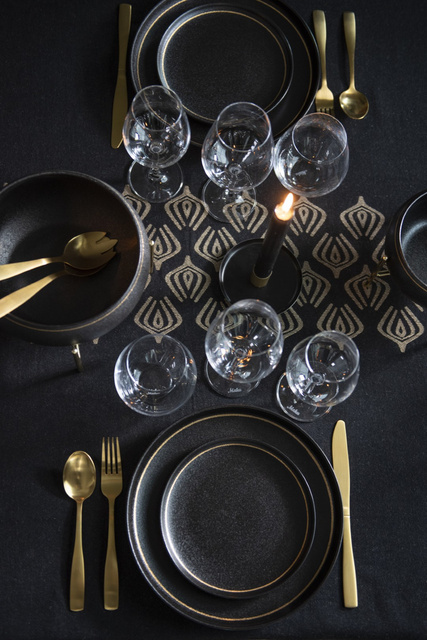 Set tacâmuri din aur, pentru 4 persoane