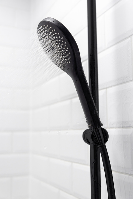 Cap de dus cu economie de apa, Ø 11 cm, negru, WENKO