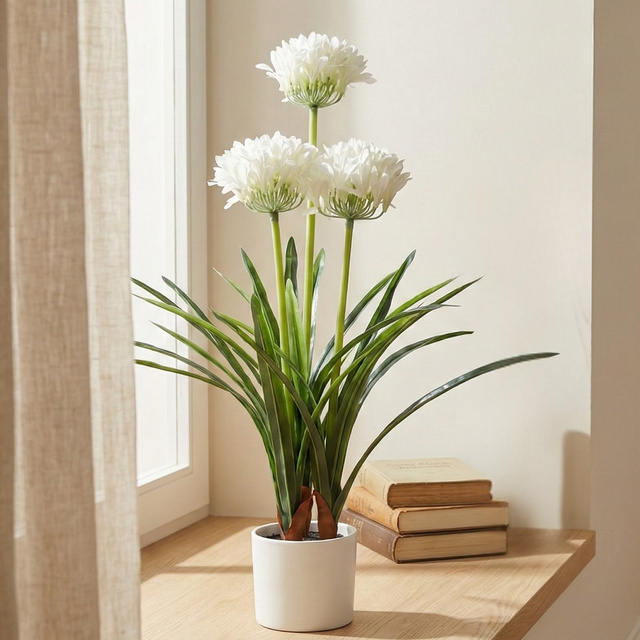 Floare artificială în ghiveci Agapant, 50 x 80 cm, albă