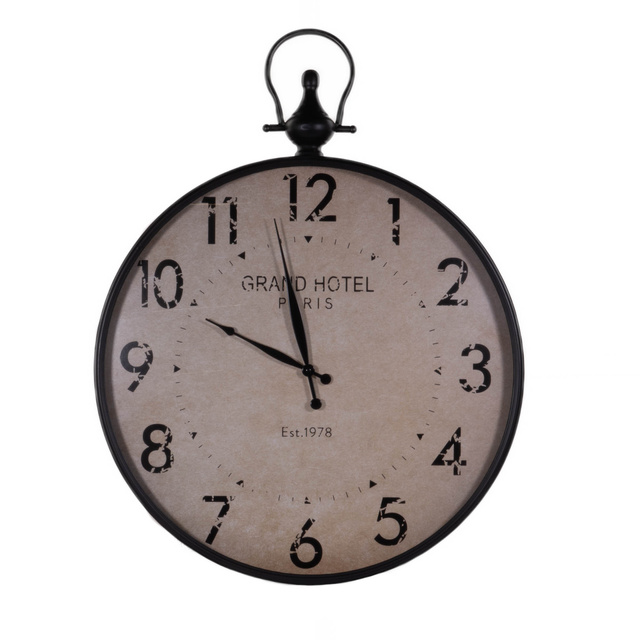 Ceas de perete retro, numere mari