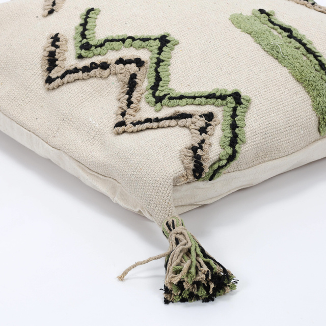 Perna decorativa din bumbac cu ciucuri, 45 x 45 cm