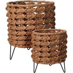 Huse impletite pentru ghivece in doua dimensiuni