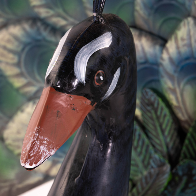 Paun de gradina din metal, 30 x 65 x 63 cm