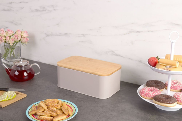 Cutie de metal cu un capac din bambus, 2 în 1, ZELLER