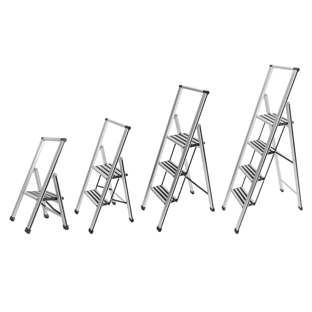 Scară din aluminiu, cu 4 trepte, WENKO, gri