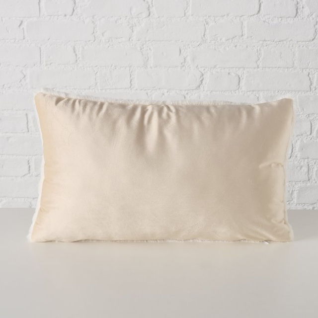 Perna pufoasă cu inscripția JASPER, 30 x 50 cm