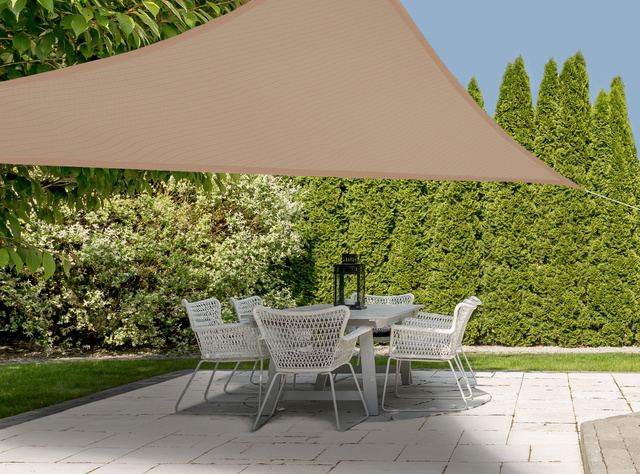 Copertina triunghiulară, 3 x 3 x 3 m