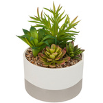 Flori artificiale într-un ghiveci