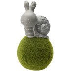 Animal pe mingea de mușchi - melc, melc