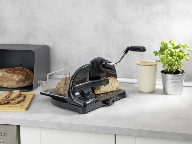 Taietor de paine cu manivela manuala