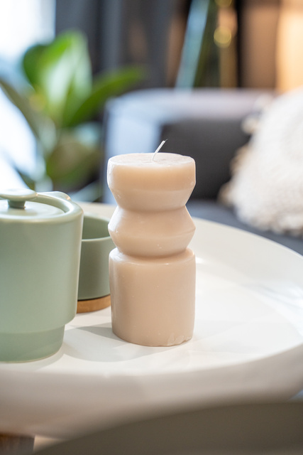 Lumanare decorativa Celona, parafina, 14 x 6,5 cm