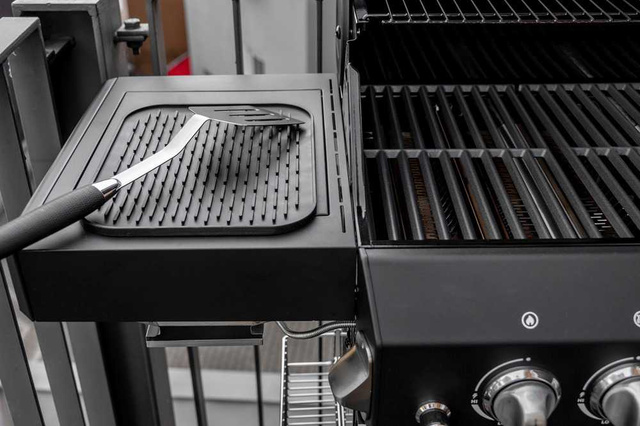 Spatulă din oțel inoxidabil cu mâner de plastic, WENKO