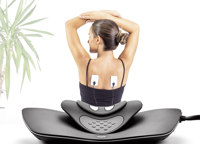 Aparat de masaj al gatului cu impulsuri electrice