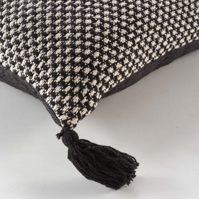 Perna decorativa pentru sufragerie JENNIE, cu ciucuri, bumbac, 40 x 40 cm