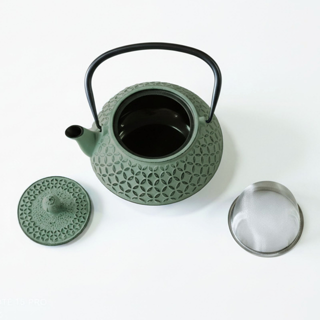Ceainic din fontă cu infuzor SABI, 1000 ml, verde deschis