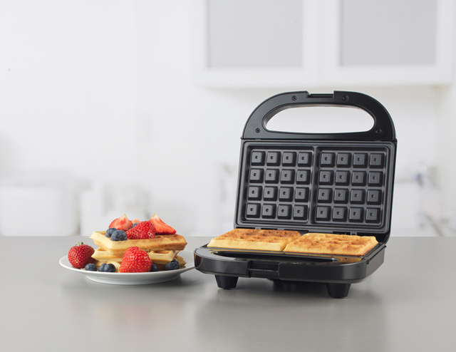 Mașină de vafe Progress 750 W