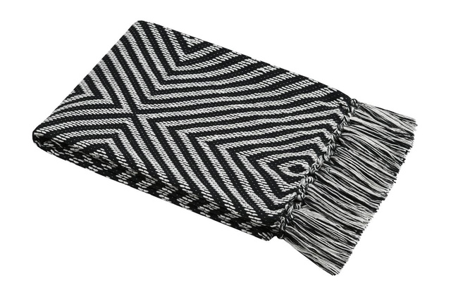 Pătură țesătă cu franjuri, TUCANO, 125 x 150 cm