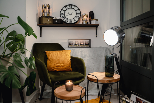 Suporturi din metal cu frunze decorative, 2 buc