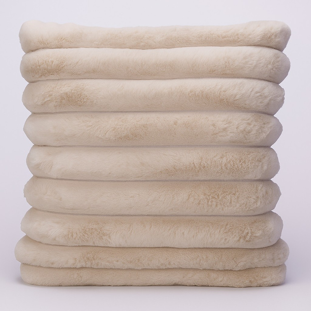 Pernă decorativă 45 x 45 cm, roz