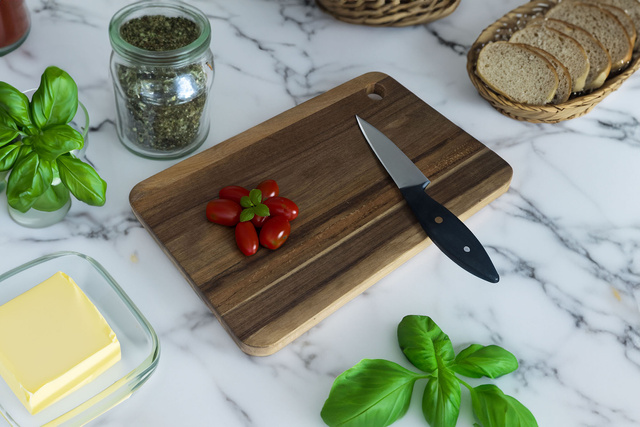 Cutting Board, 41 x 27 cm, Acacia Lemn, ZELLER