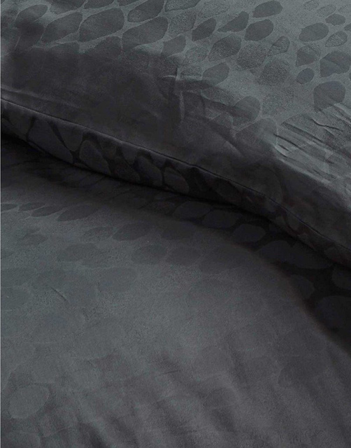 Set de lenjerie din satin de bumbac în nuanța antracit, fețe de pernă decorative cu motiv animalier, Essenza 140x220+60x70