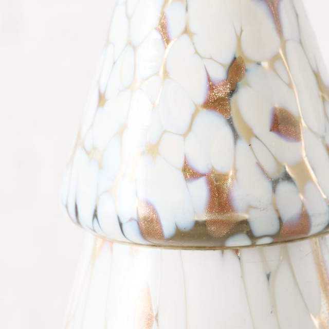 Candelă din sticlă în formă de brad DOTTI, înălțime 17,5 cm