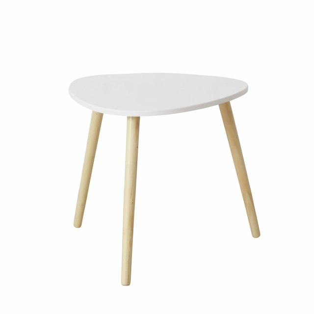 Masuta de cafea din lemn VISBY cu 3 picioare, 45 x 48 cm