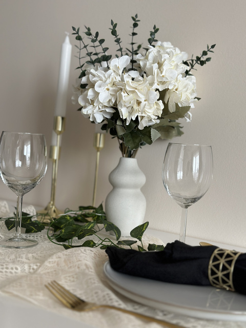 Vaza decorativa din ceramica, inaltime 14 cm