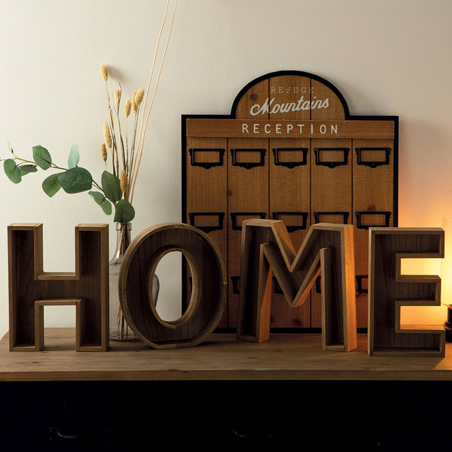 Inscripție decorativă în picioare WILD