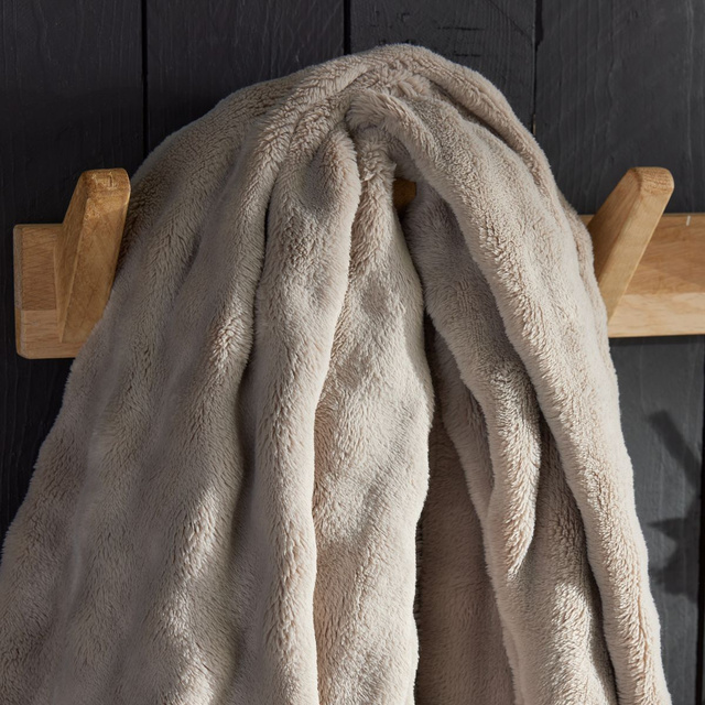 Pătură cu model în relief, 130 x 180 cm, DOUCELIN